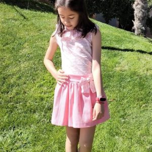 Conjunto blusa y falda para niña